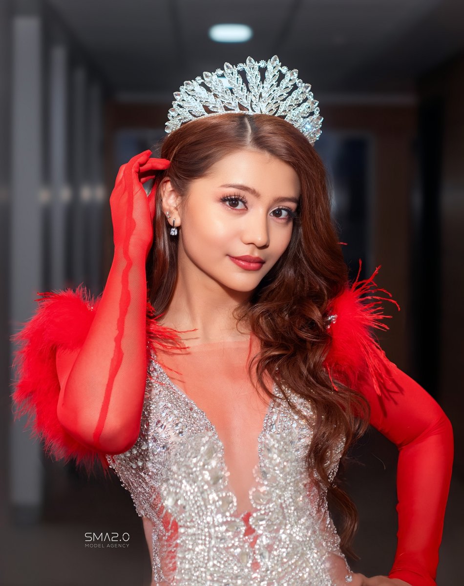 Modelo Saleth Lorena