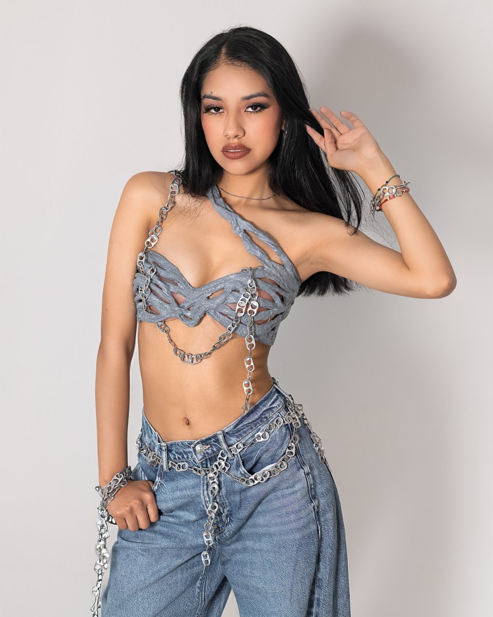 Modelo Anghely Cesia